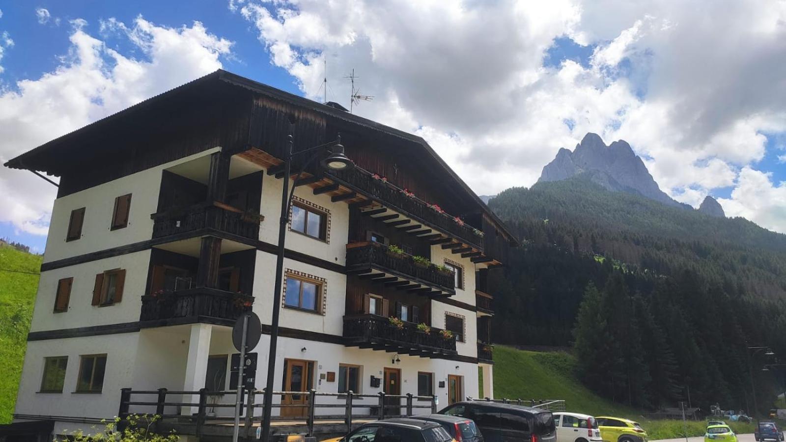 Terme Viola Apartamento Pozza di Fassa